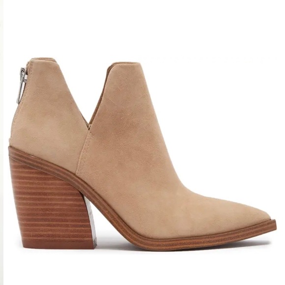 Vince Camuto Gigietta ankle bootie - Picture 1 of 13